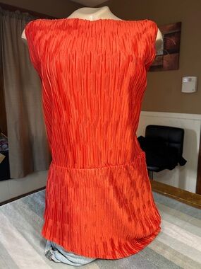 Zara Textured Sleeveless Orange Pleated Top size Med